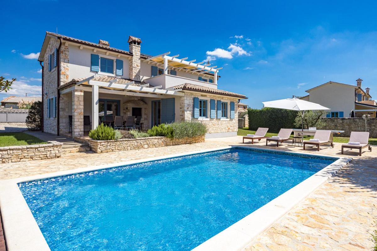 Villas Adagio Rojnici Exterior photo